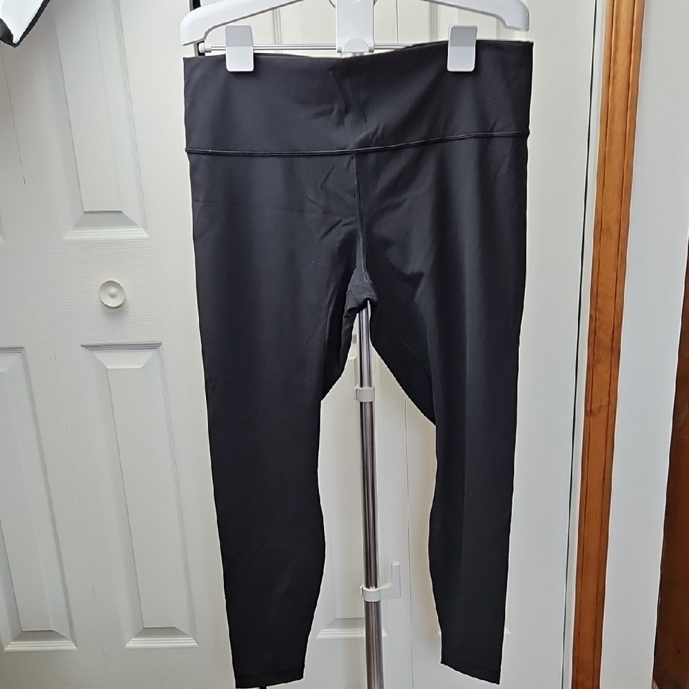 Women's Lululemon Black Size 18 Ultra High Waisted Leggings